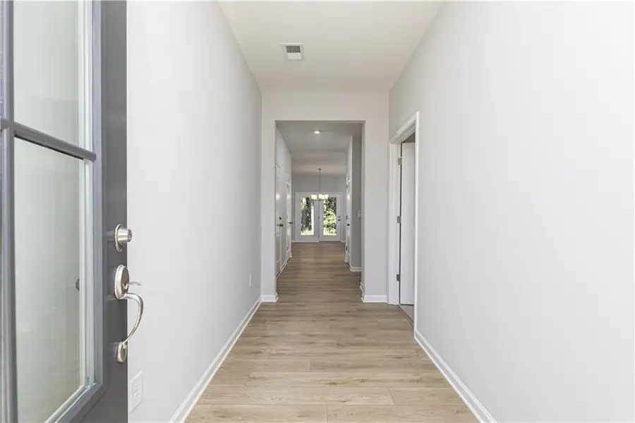 321 Cavalier Lane Se, Acworth, GA 30102 - Image #2