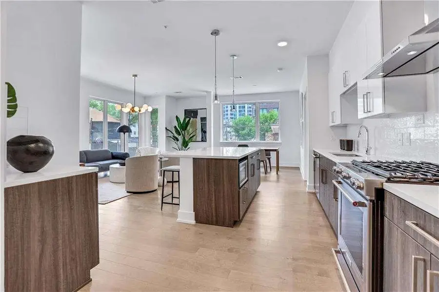 775 Juniper Street Ne #327, Atlanta, GA 30308 - Image #3