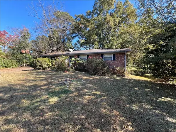 953 Meadow Rock Drive, Stone Mountain, GA 30083