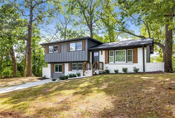 1483 Town Country Drive Se, Atlanta, GA 30316