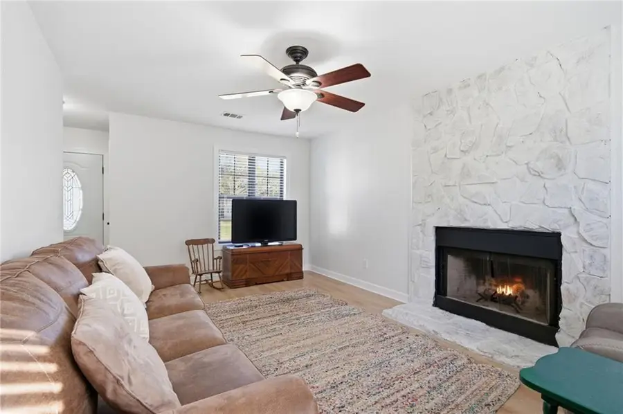 17 Riverview Court Se, Cartersville, GA 30120 - Image #3