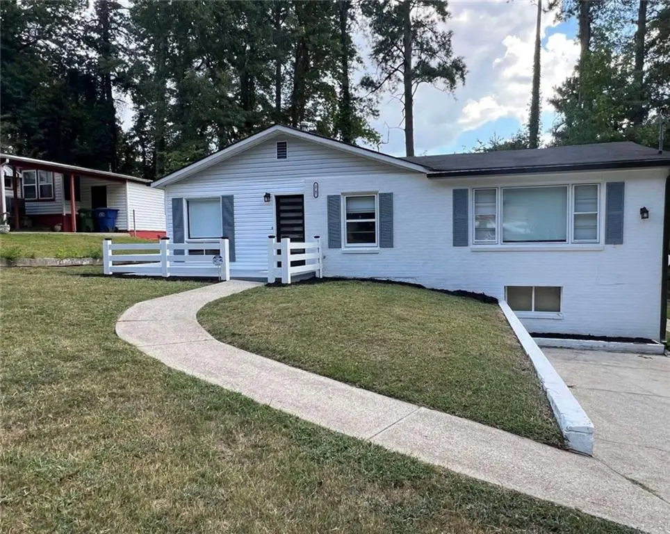 2747 Santa Barbara Drive Nw, Atlanta, GA 30318 - Image #1