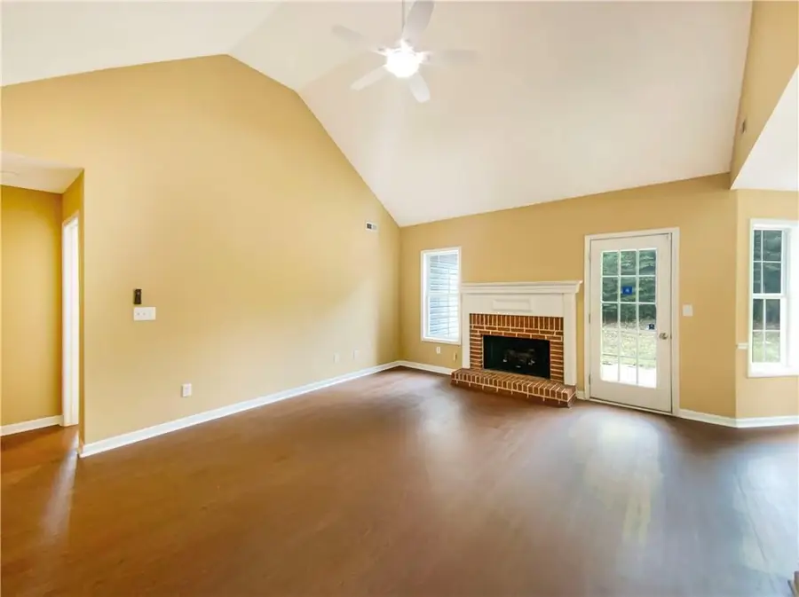 160 Eastfield Court, Fayetteville, GA 30215 - Image #3