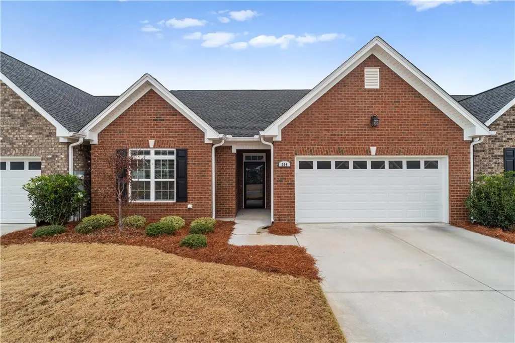 204 Patriots Row Sw, Calhoun, GA 30701 - Image #1