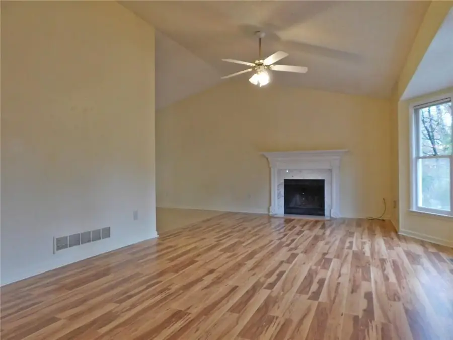 29 Stonebrook Drive Sw, Euharlee, GA 30120 - Image #2