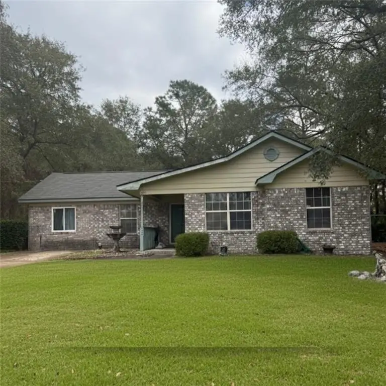 329 Jefferson Circle, Allenhurst, GA 31301 - Image #1