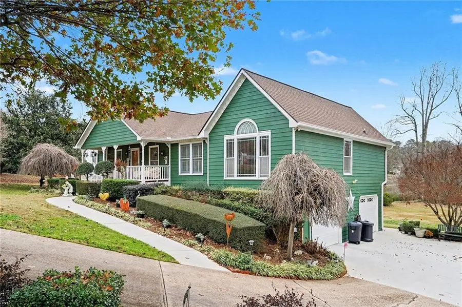 157 Springwater Trace, Woodstock, GA 30188 - Image #2