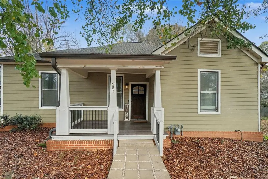 257 Hendrix Avenue Sw, Atlanta, GA 30315 - Image #1