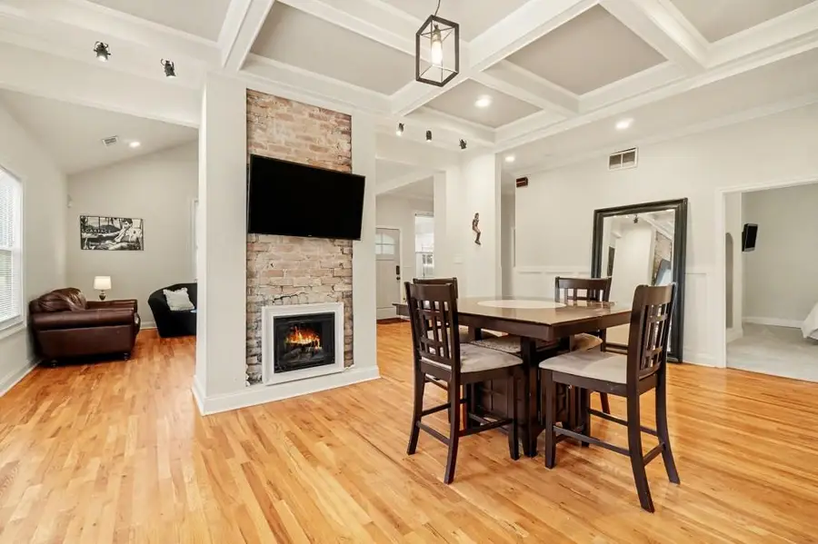 257 Hendrix Avenue Sw, Atlanta, GA 30315 - Image #3