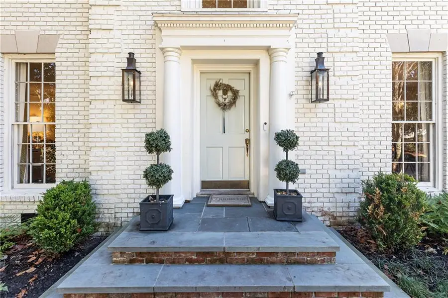 900 Hawick Drive Nw, Atlanta, GA 30327 - Image #3