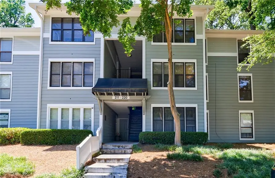 215 Summit North Drive Ne, Atlanta, GA 30324 - Image #2