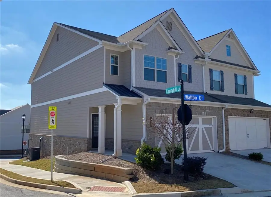 532 Walton Drive, Woodstock, GA 30188 - Image #3