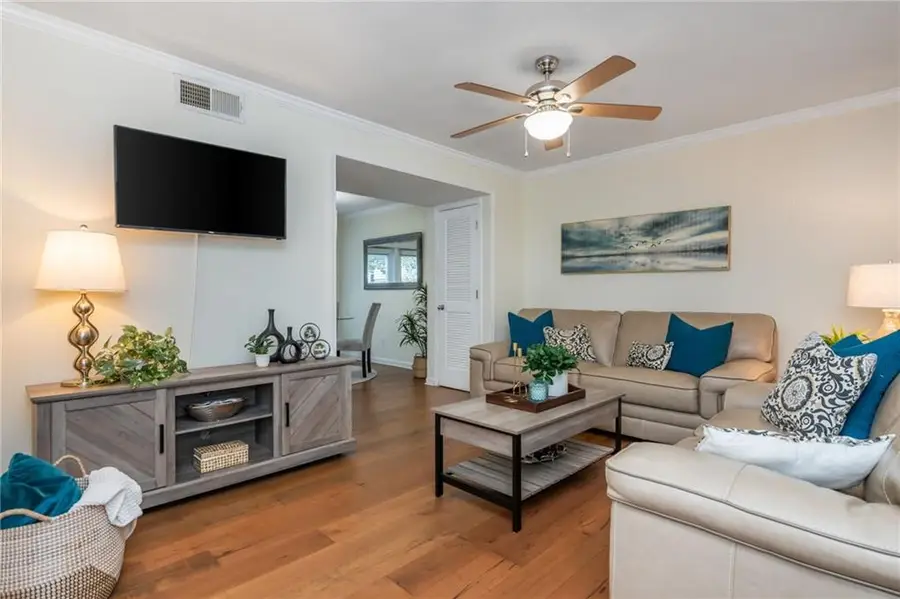 6940 Roswell Road #B4, Sandy Springs, GA 30328 - Image #3