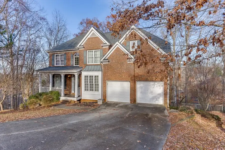 682 Montglade Court, Suwanee, GA 30024 - Image #2