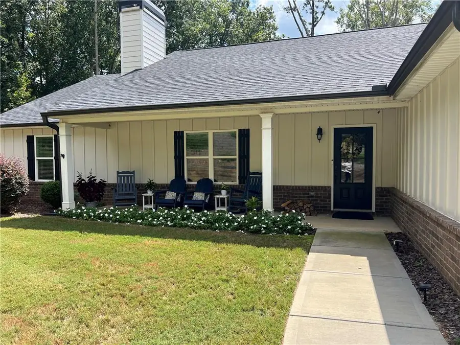 561 Oconee Lane, Commerce, GA 30529 - Image #2