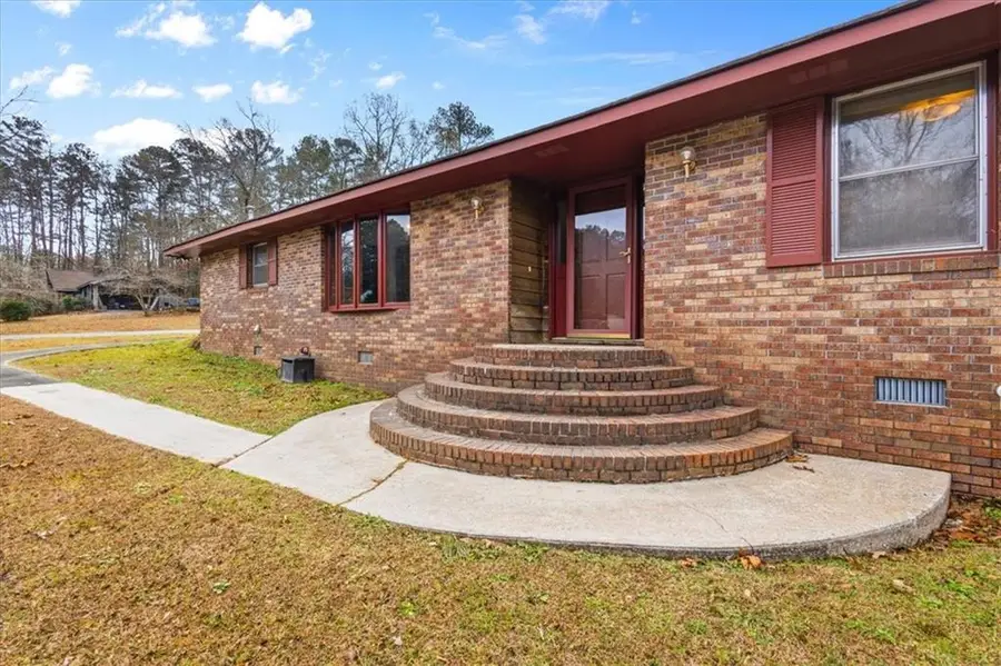 202 Ridgewood Road, Cedartown, GA 30125 - #3