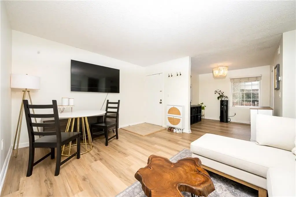 127 Lablanc Way Nw, Atlanta, GA 30327 - Image #1