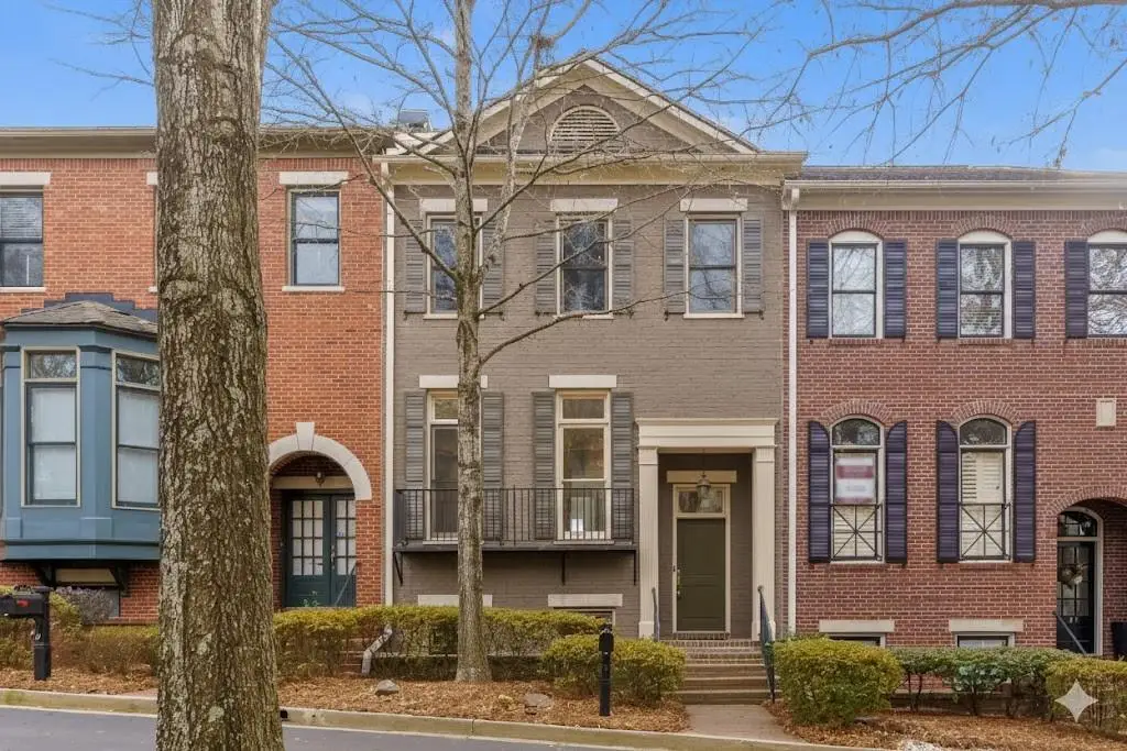 145 W Ridge Way, Roswell, GA 30076 - Image #1