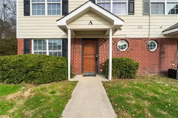 944 Old Mill Point, Monroe, GA 30655