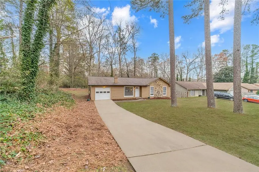 30 Saratoga Drive, Lawrenceville, GA 30044 - Image #2