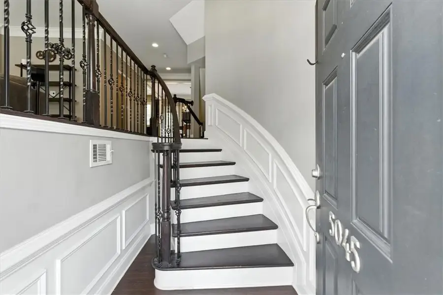5045 Ridgemont Walk Se #28, Atlanta, GA 30339 - Image #2