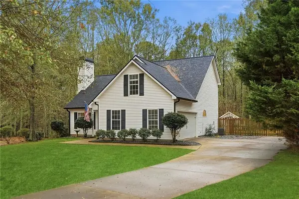 5 Riverside Drive, Sharpsburg, GA 30277