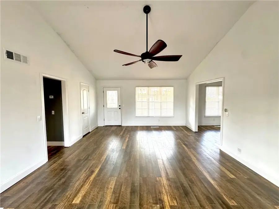 5409 Mill Valley Drive, Douglasville, GA 30135 - Image #3