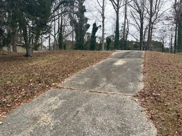 8988 Raven Drive, Jonesboro, GA 30238