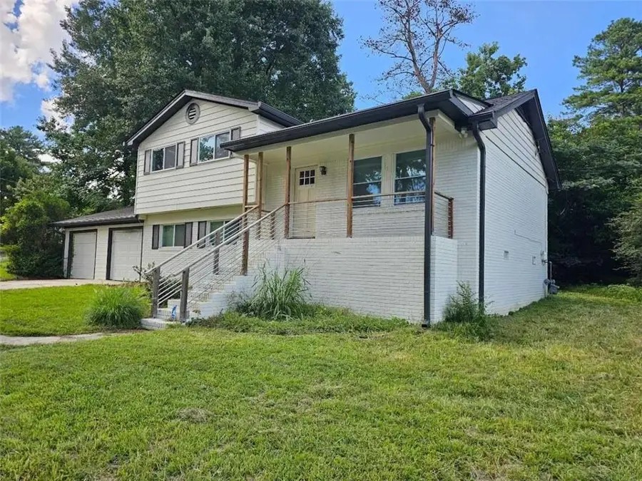 3231 Amhurst Drive, Atlanta, GA 30318 - Image #3