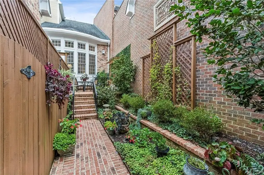 2289 Ivy Crest Lane Se, Atlanta, GA 30339 - Image #2