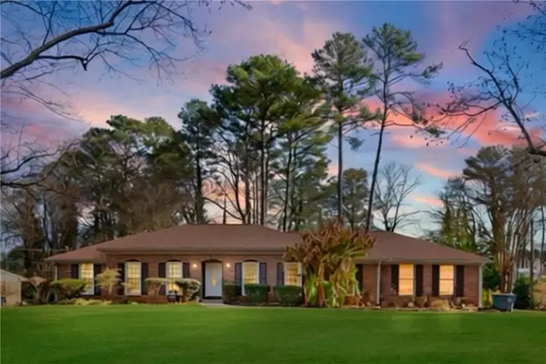 724 Rebecca Street Nw, Lilburn, GA 30047