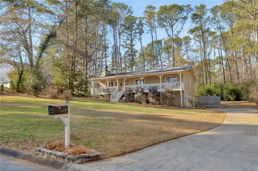 403 Allatoona Court, Woodstock, GA 30189 - Image #3