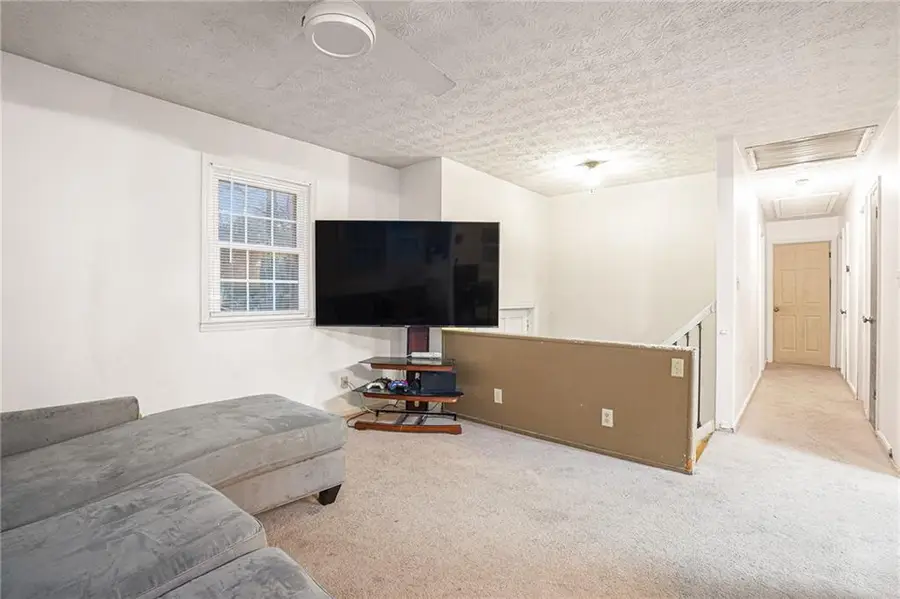 394 Burr Oak Court, Lawrenceville, GA 30046 - Image #3