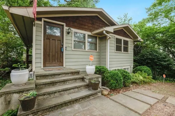 677 Holmes Street Nw, Atlanta, GA 30318