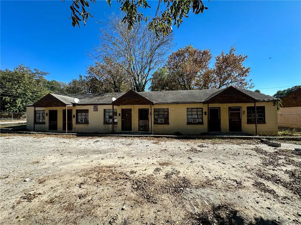 566 University Avenue Sw, Atlanta, GA 30310 - Image #1