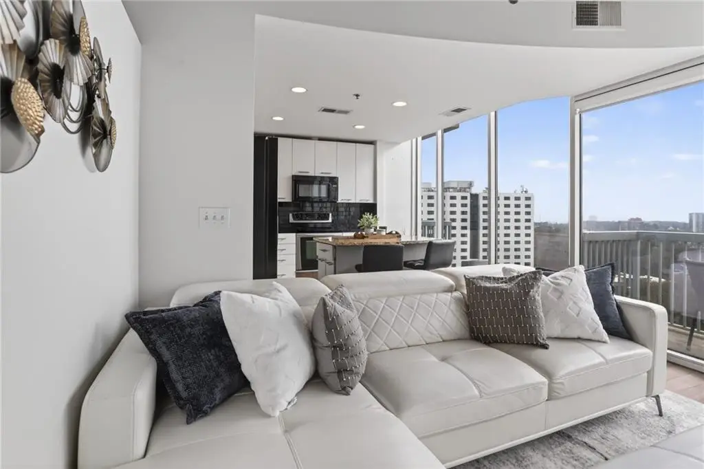 3324 Peachtree Road Ne #1312, Atlanta, GA 30326 - Image #1