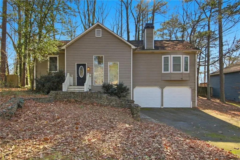 5554 Emerald Way, Acworth, GA 30102 - Image #1