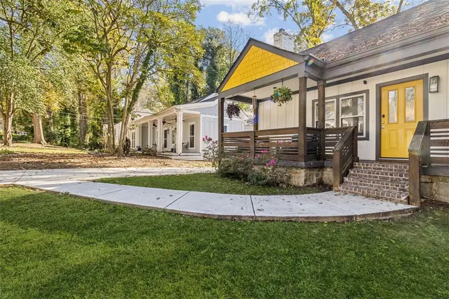 1770 S Olympian Way Sw, Atlanta, GA 30310 - Image #2