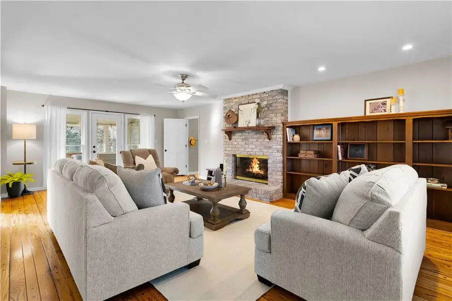 3011 Castleton Way, Marietta, GA 30062 - #3