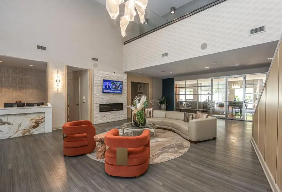 711 Cosmopolitan Drive Ne #338, Atlanta, GA 30324 - Image #2