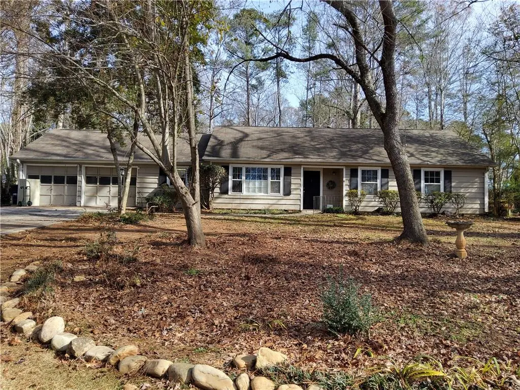 172 Middlesex Lane Nw, Marietta, GA 30064 - Image #1