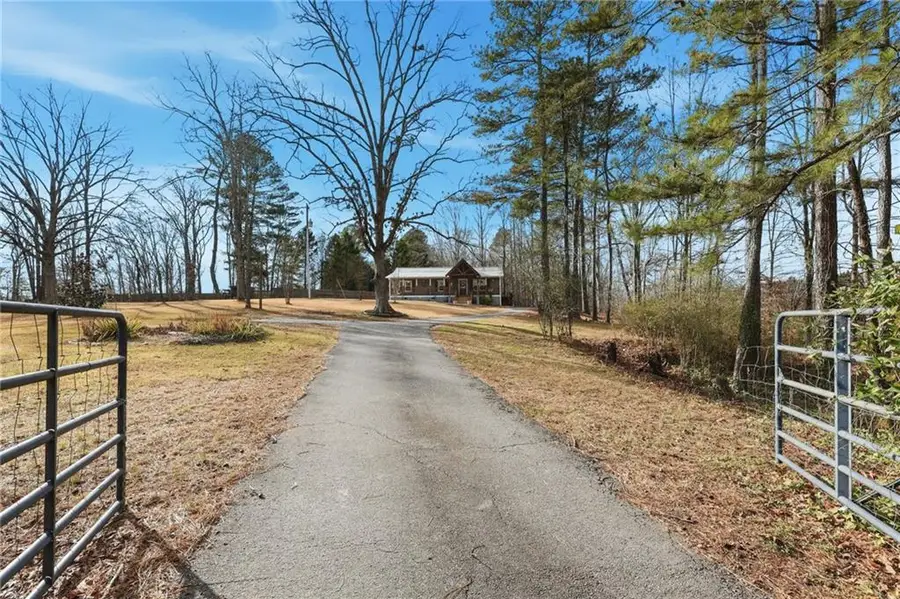 4123 Leach Road, Gainesville, GA 30506 - Image #2