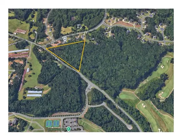 1981 King Road, Alpharetta, GA 30004