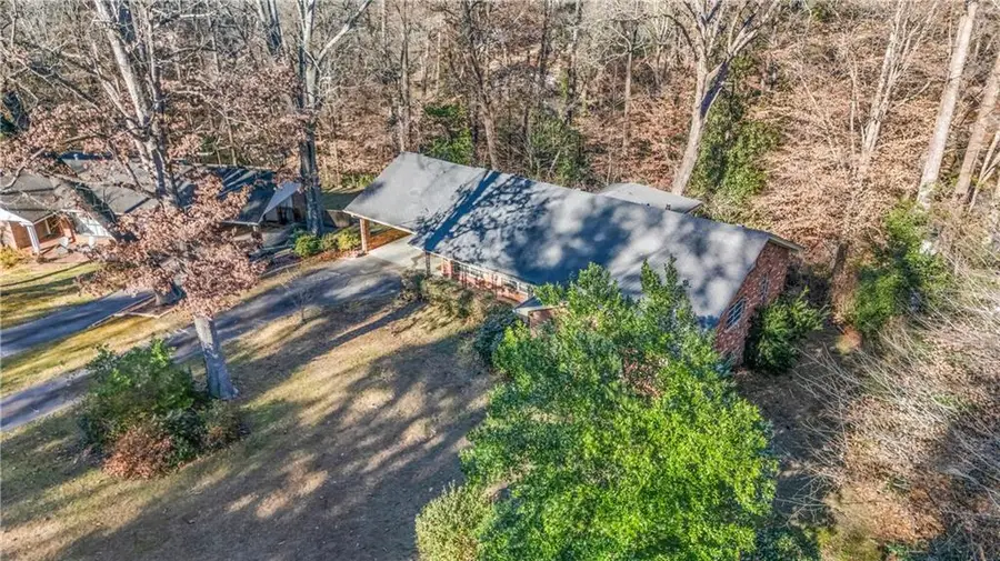 2425 Melinda Court Ne, Atlanta, GA 30345 - Image #2