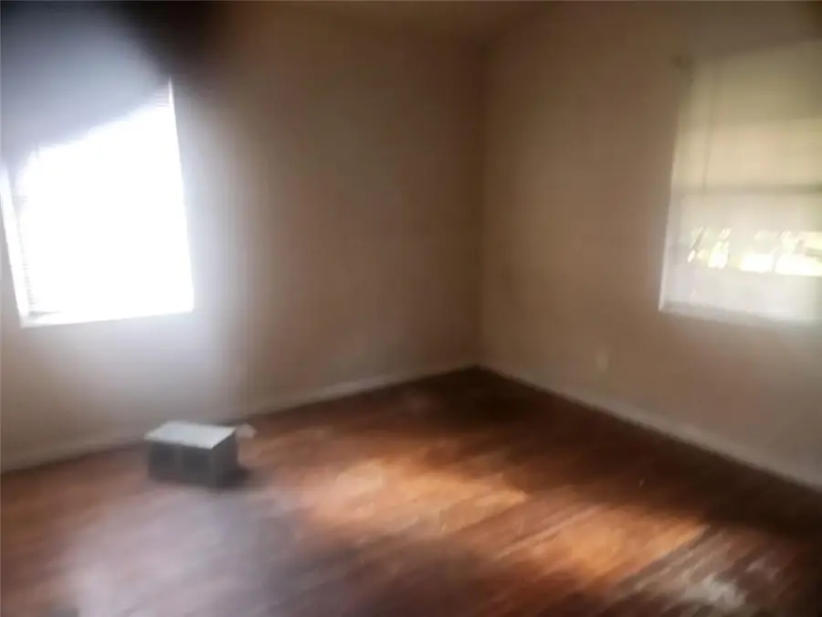 1586 Mary George Avenue Nw, Atlanta, GA 30318 - Image #3