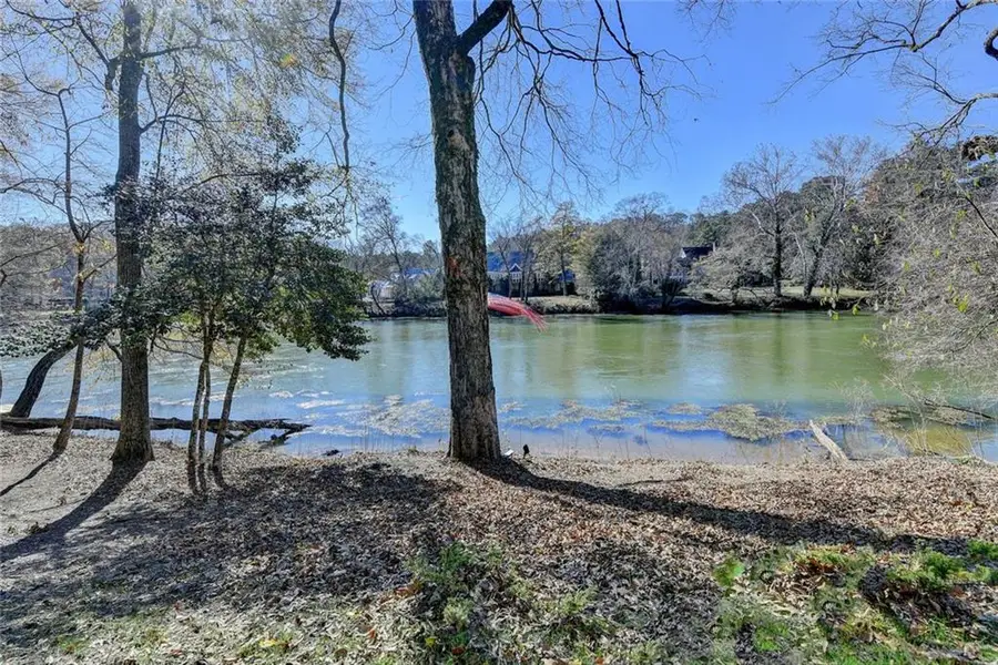 1789 Riverside Road, Roswell, GA 30076 - Image #2