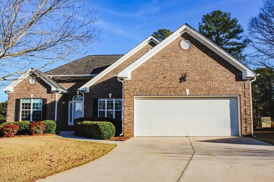 401 Myrtle Court, Loganville, GA 30052 - Image #2