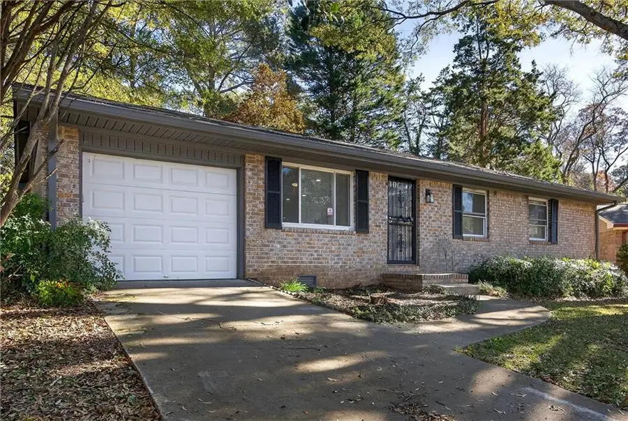 1517 Colony East Circle, Stone Mountain, GA 30083 - Image #3