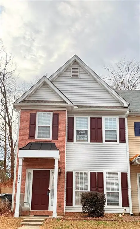924 Tree Creek Boulevard, Lawrenceville, GA 30043