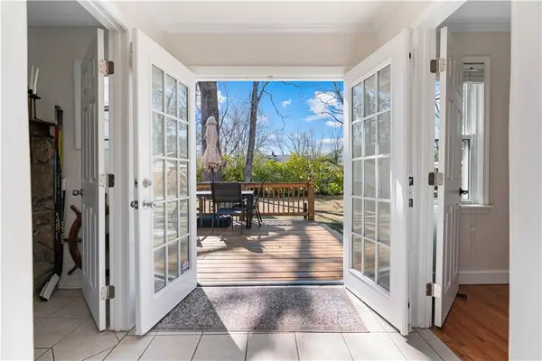 1060 Mclinden Avenue Se, Smyrna, GA 30080